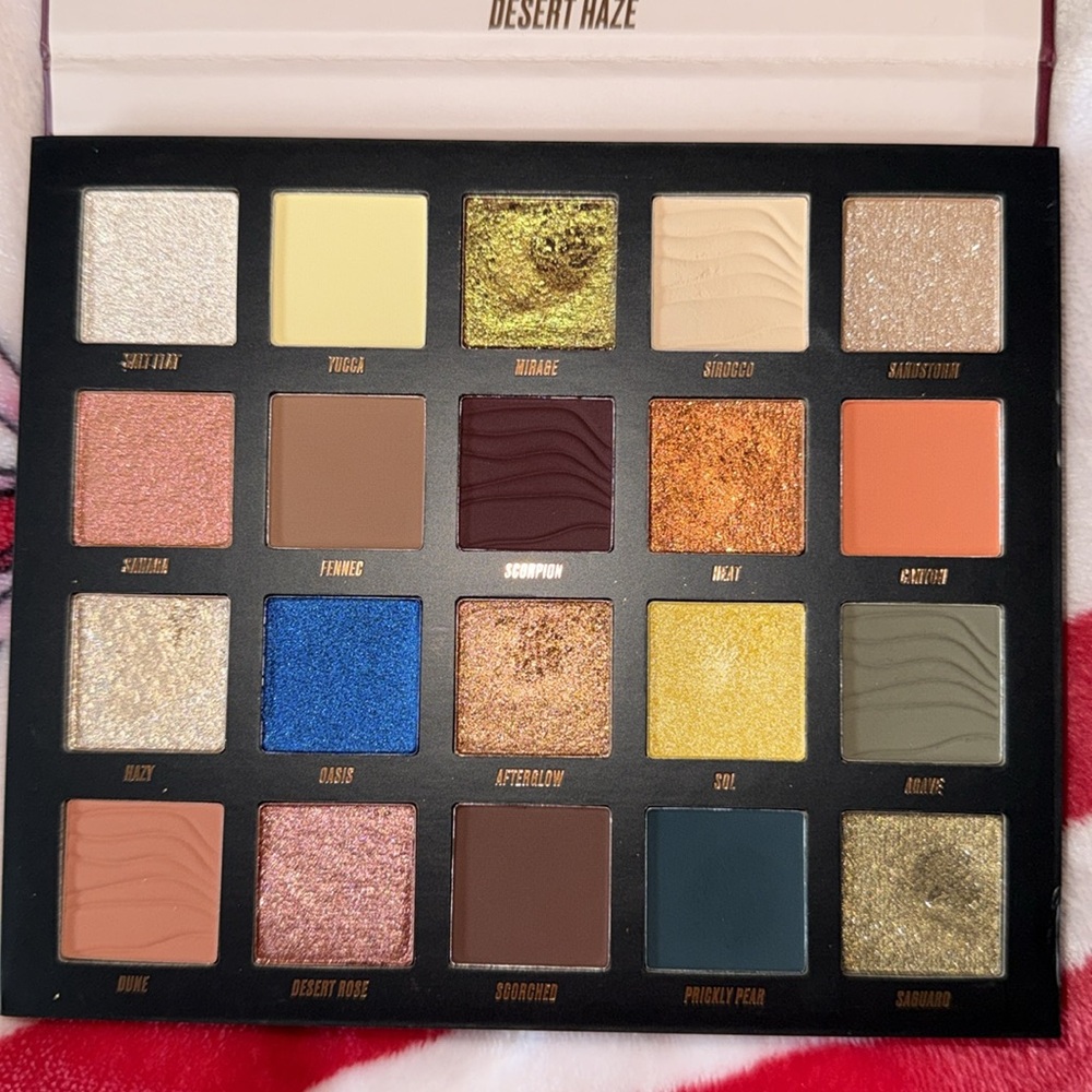 Beauty Bay Desert Haze palette - Picture 4 of 6